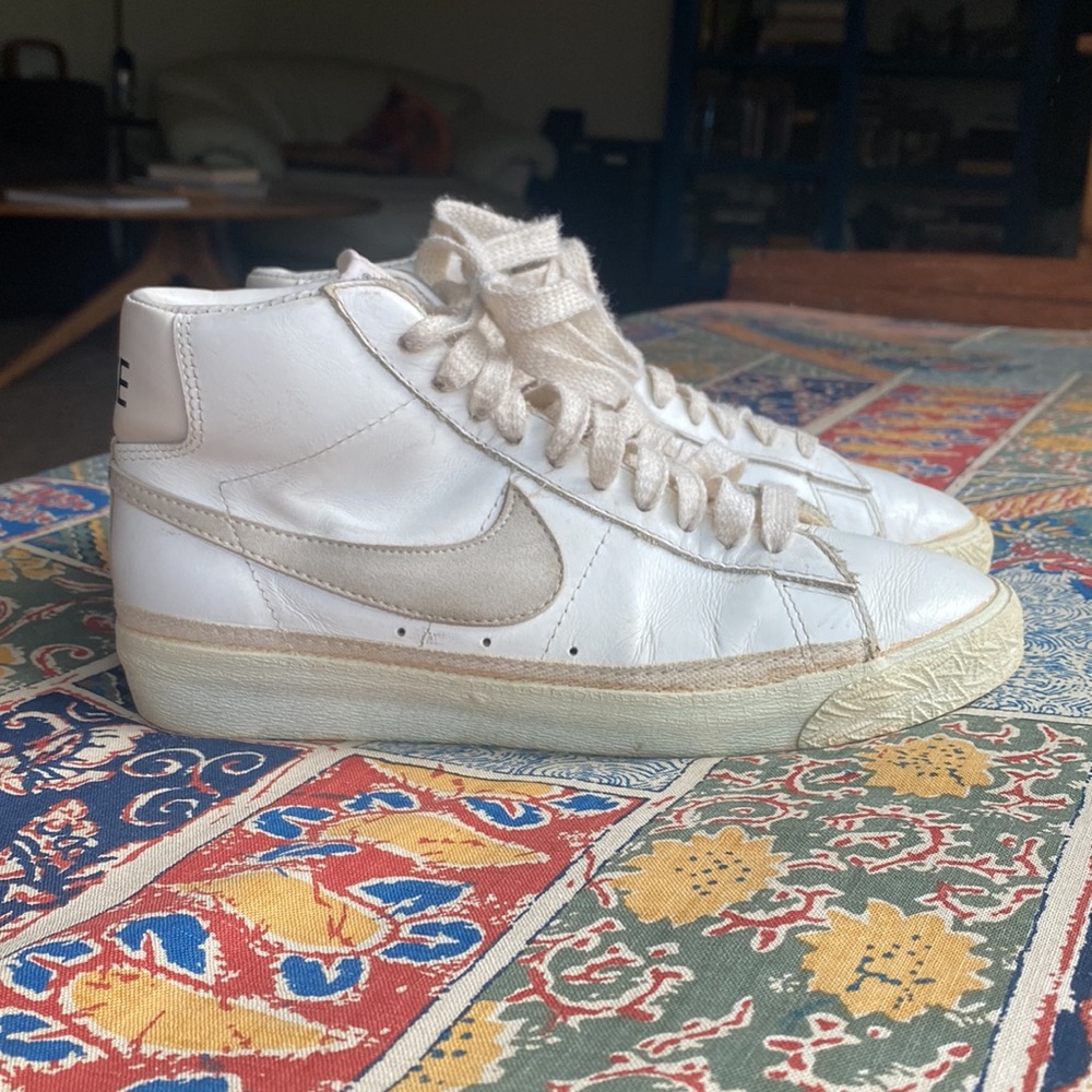 VINTAGE 1981 Nike Blazers Size 7.5
